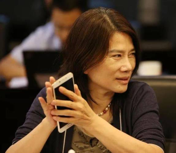 新澳门彩出号综合走势图和董明珠谈格力拒贴牌与董明珠接手格力的时候,格力情况